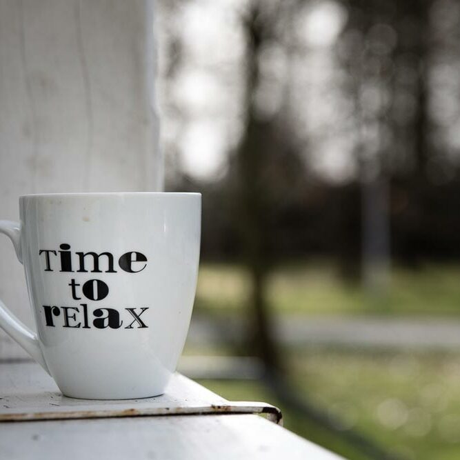 Kaffeetasse mit Aufschrift Kaffeetasse mit Aufschrift