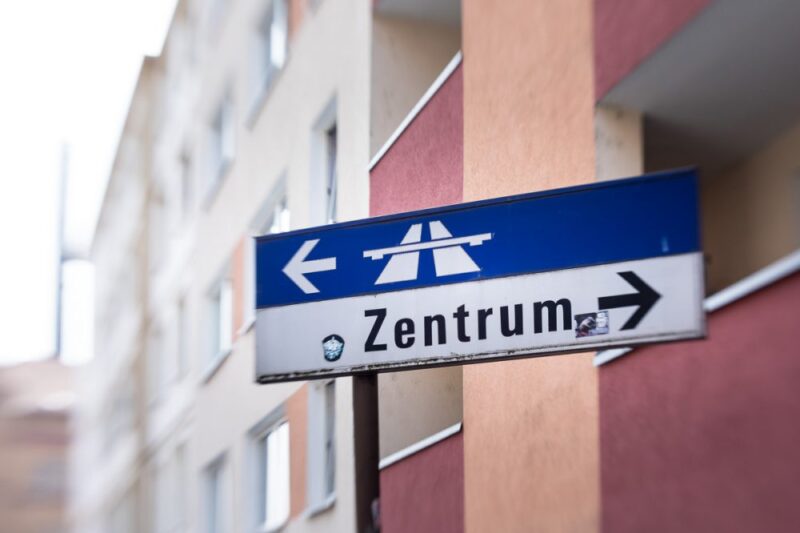 Zentrum-Autobahn Schild