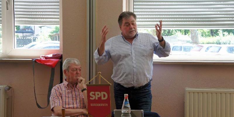 Rechtsanwalt Omankowsky zu Gast bei der AG 60Plus