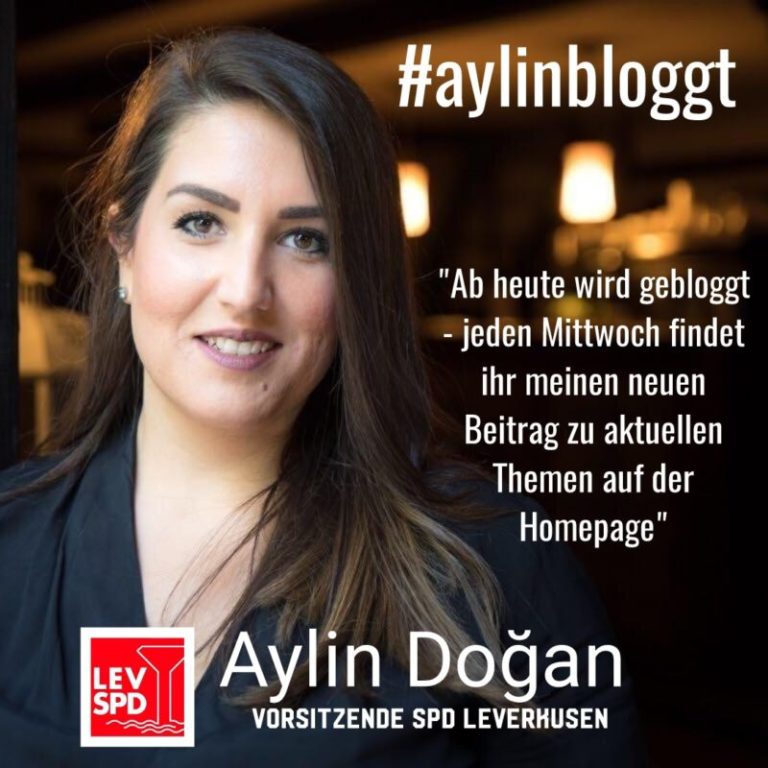 Ankündigung zu Aylin bloggt Aylin Dogan, Vorsitzende SPD mit Zitat:"Ab heute wird gebloggt-jeden Mittwoch findet ihr meinen neuen Beitrag zu aktuellen Themen auf der Homepage"