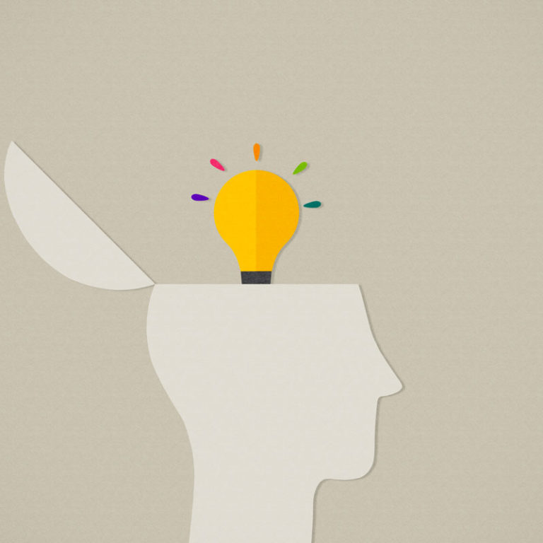 Kopf-mit-Glühbirne—Idee Kopf mit Glühbirne / Bildnachweis: go2 / photocase.de