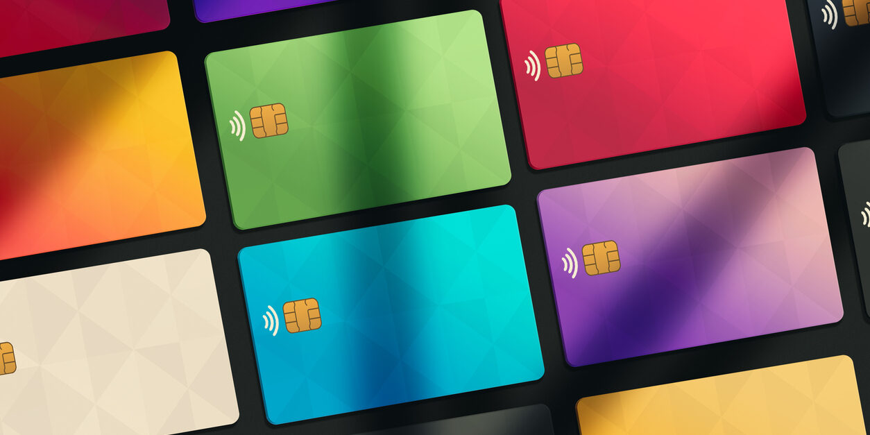 Bankkarten / istocjphoto.com / Elena Uve